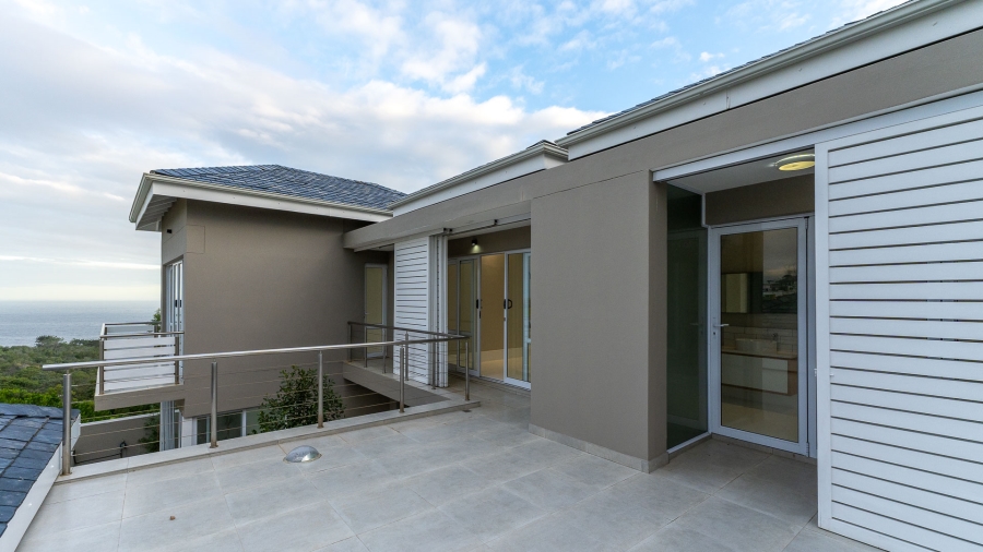 5 Bedroom Property for Sale in Le Grand Golf Estate Western Cape